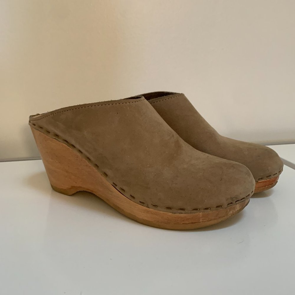 No. 6 New School Clog Wedges in Cream Size 37 US 8